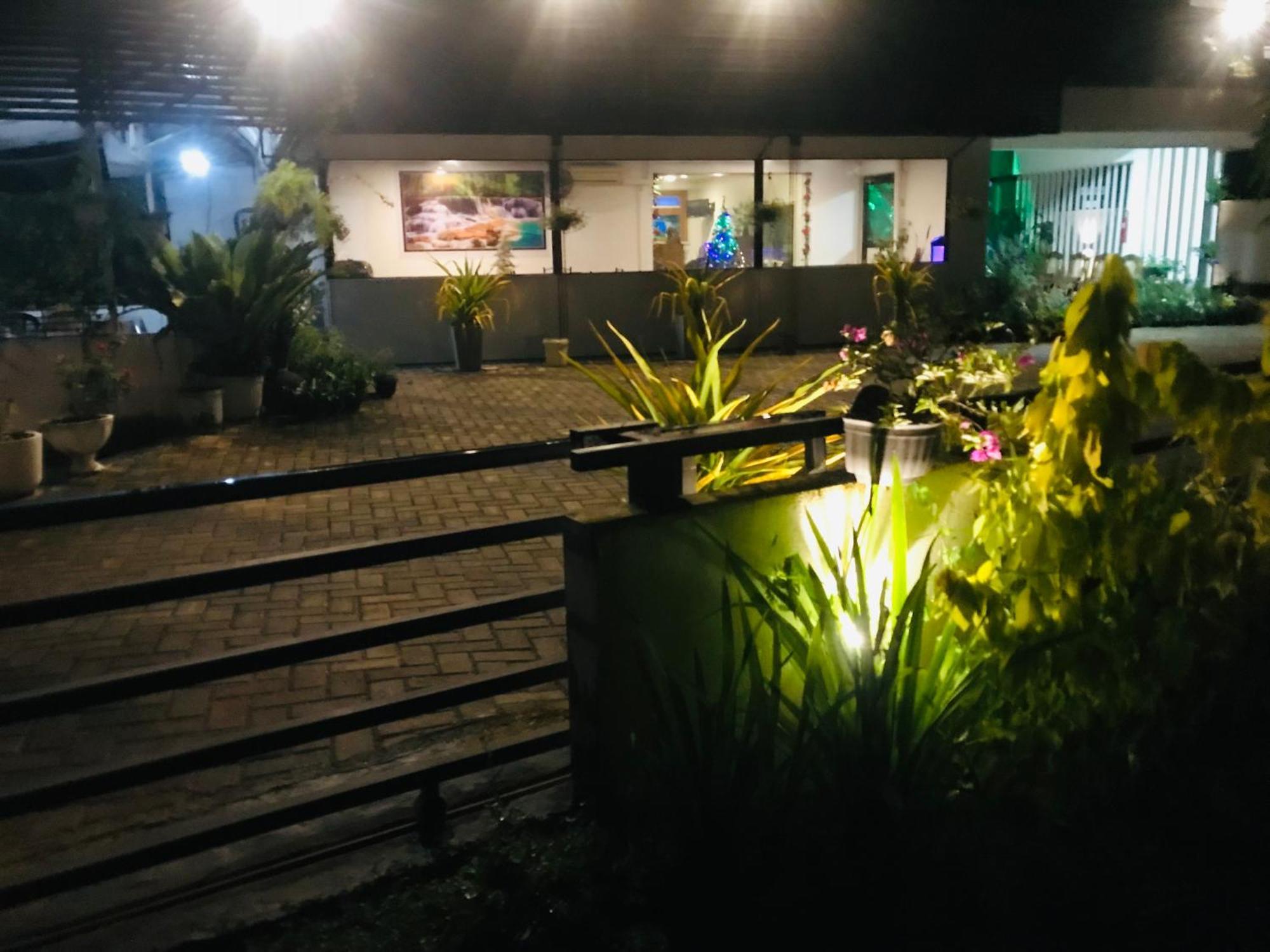 Pinidiya Resort Anuradhapura Eksteriør bilde
